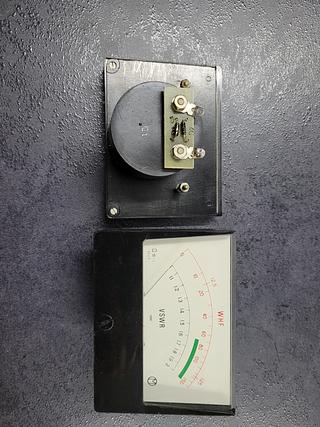  Vintage analog RF instrument Display