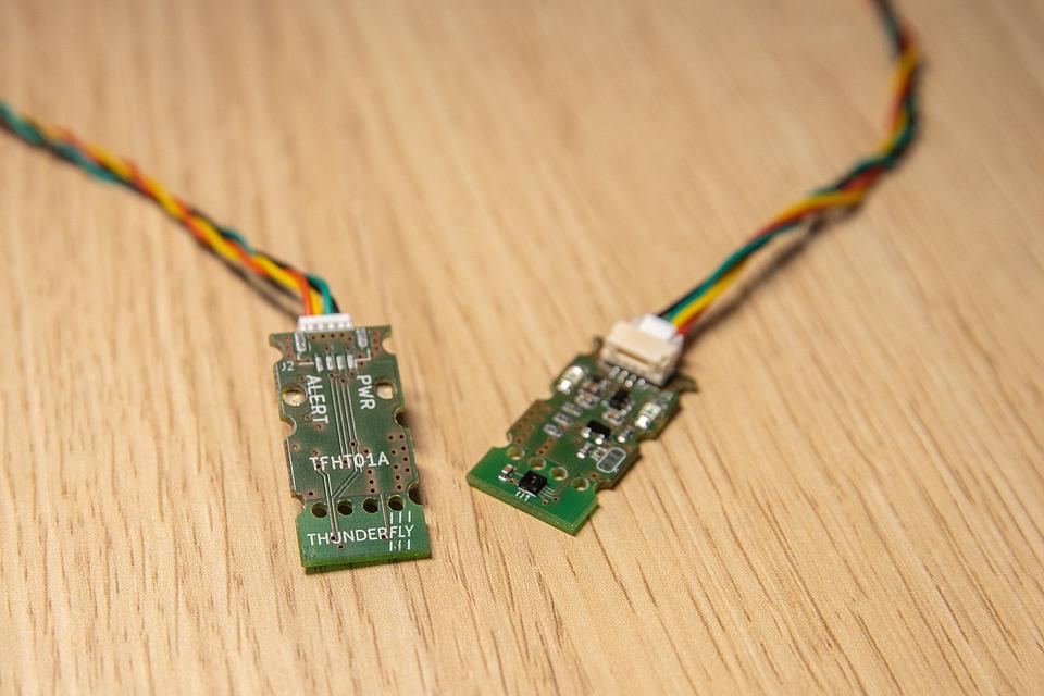 Product image 7 for TFHT01: Aerial drone hygrometer and thermometer