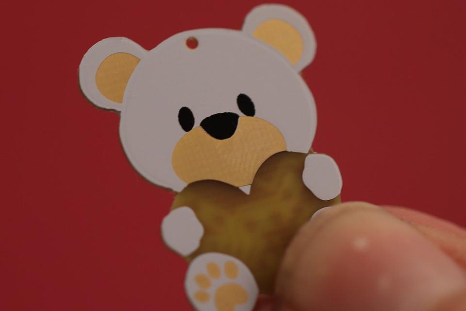 Product image 3 for Teddy Bear Heart Light up (4 LED's) Pin